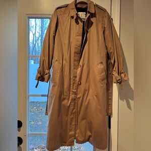 Vintage London Fog Tan Trench Coat - lined !